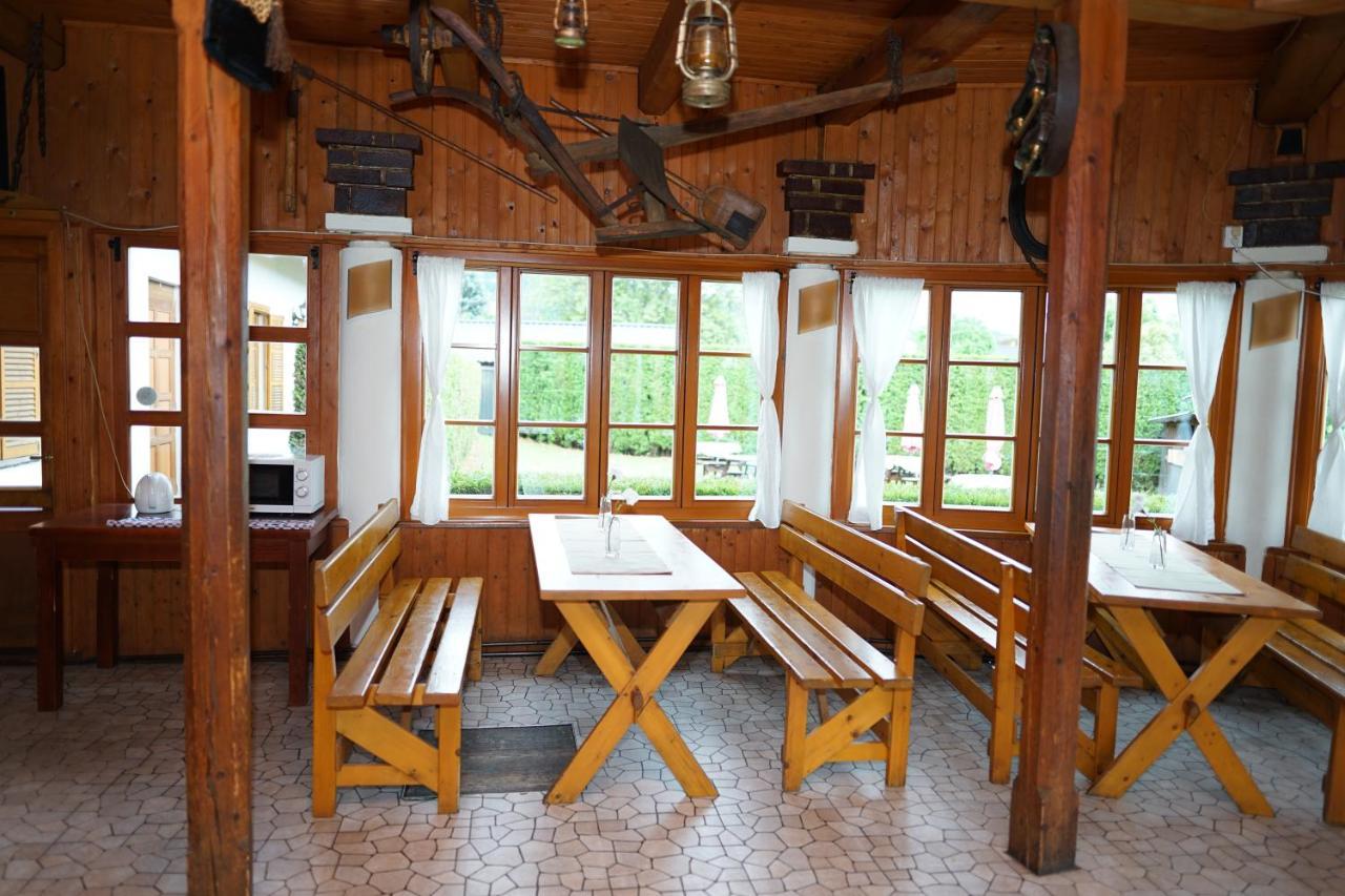 Penzion Terasa, Bed & Breakfast Velke Losiny Ngoại thất bức ảnh