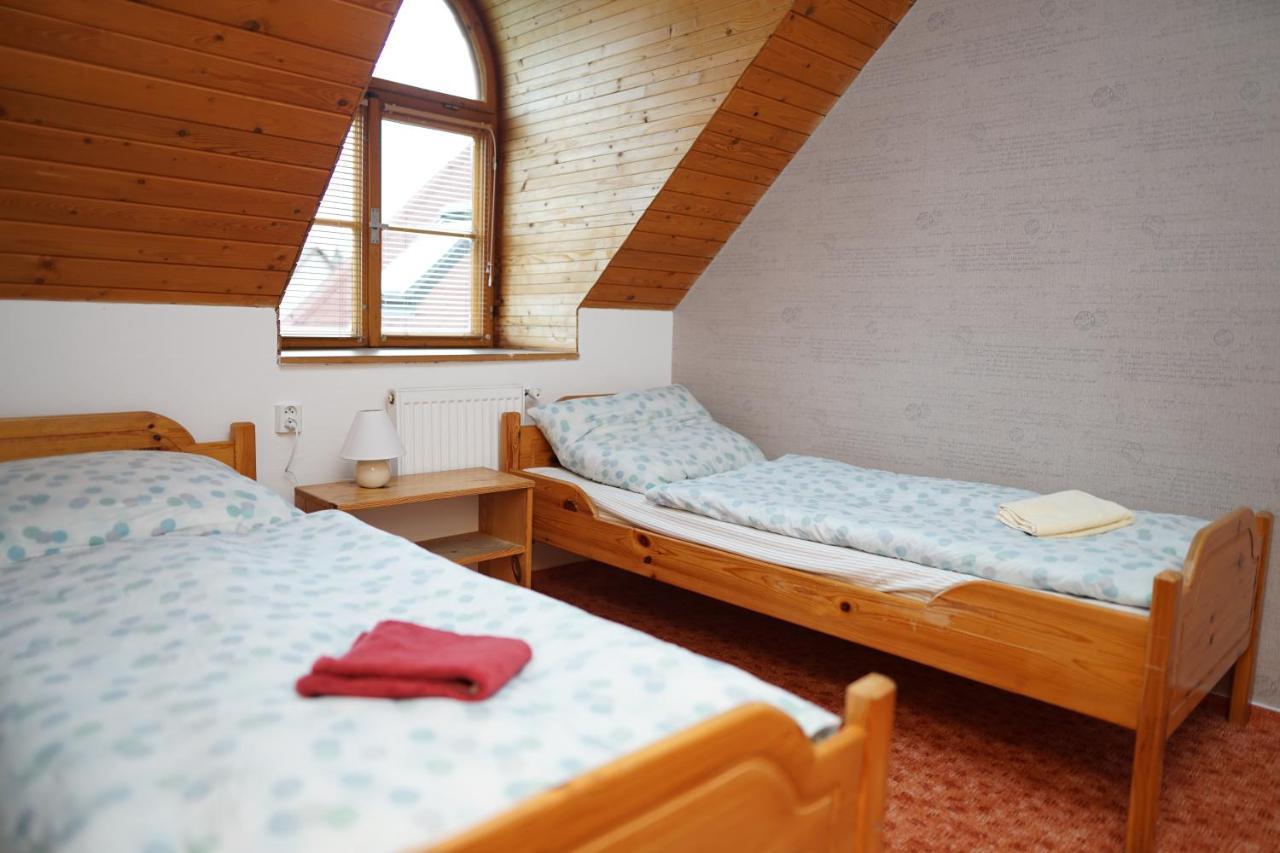 Penzion Terasa, Bed & Breakfast Velke Losiny Ngoại thất bức ảnh